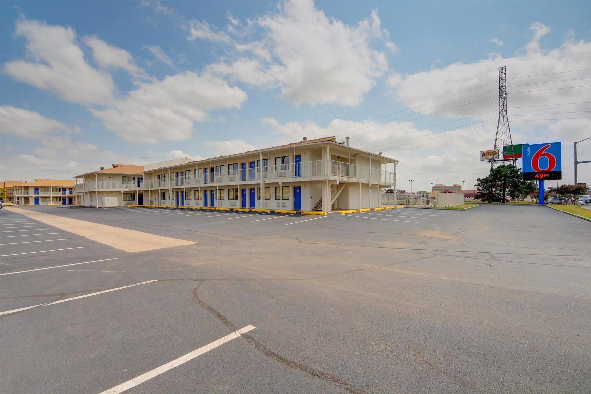 Motel 6 - Oklahoma City Airport Exterior foto